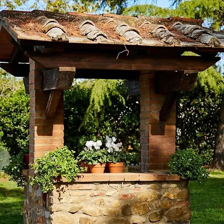 Tuscan Prestige 25 Ospiti Piscina Jacuzzi