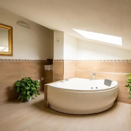 Tuscan Prestige 25 Ospiti Piscina Jacuzzi